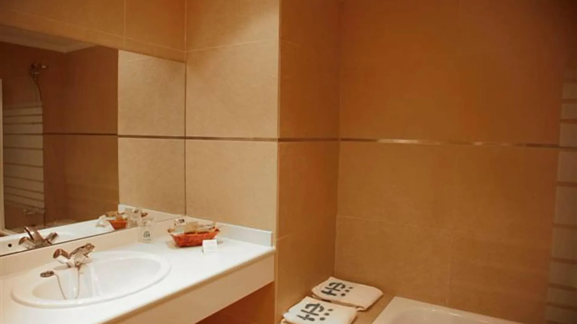 Ejido Hotel إل خيذو 3*,  إسبانيا